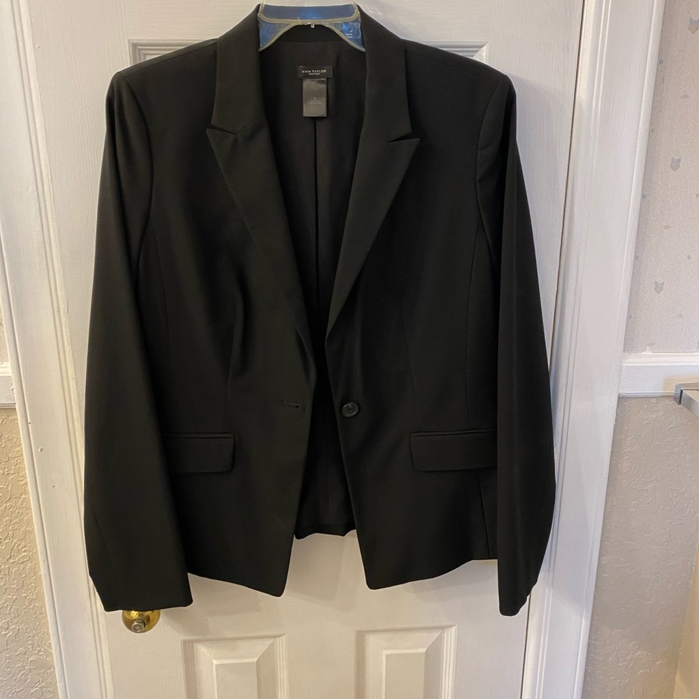 Size 8 suit jacket Ann taylor